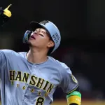 【悲報】佐藤輝明の契約更改、まだ　ラッキーゾーンの交渉か？