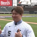 【謎】なんG民「岡本は村上より歳上だし打撃成績も下、絶対に村上を超える契約は貰えない」←これ