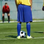【疑問】サッカーのpkって上の角狙う練習すれば良くない？ｗｗｗｗｗｗｗｗｗｗｗｗｗｗｗｗ