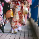 成人式行かなかった奴って一生「変な人」って思われ続ける訳やが