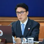【超絶悲報】首相「統一教会は社会悪、こいつらの弊害を根絶せよ」