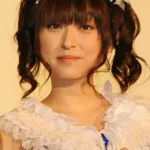 田村ゆかり（49）「学生時代からお付き合いしている方と結婚しました」←叩かれるやろか？