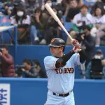 阿部慎之助　率.284(7514-2132) 本406 点1285 OPS.863