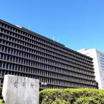 【悲報】みんなで大家さん、泣く「生活費も全部投資したんですよ ！？ 元本だけでも返してください！」
