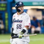 【悲報】村上宗隆(22)「最年少三冠王でNPBのバッティングを極めました」←大谷の登場で全て壊される