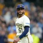 【朗報】大正義ドジャース、ディアス、タッカーの次は昨年最多勝のペラルタを獲得へ