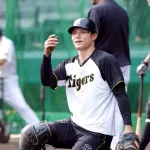 阪神・栄枝捕手（26）、26歳一般女性との結婚を発表