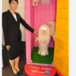 【悲報】国交省「女子トイレを男子トイレより多くするように」💞