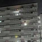 【謎報】大阪市営住宅に男性遺体　「他人の家に入ったら死んでいた」と通報