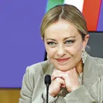 イタリアのメローニ首相「娘がK-POPファンだ。韓国の技術最高！」