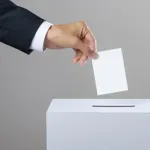 「選挙なんか行っても行かなくても一緒」←職場に未だにこれ言ってる奴おって怖い