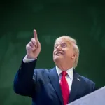 【朗報】トランプ大統領「欧州さぁ、アメリカがいなければお前らはドイツ語か日本語話してたかもなｗ」