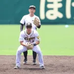 阪神・佐藤輝明“電撃引退”へ 交渉決裂間近で目指す“浪人メジャー移籍”というウルトラC