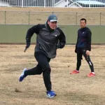 カープ新井監督「レギュラーは白紙。先発ローテもスタメンも決まってない」新人もベテランも横一線を強調