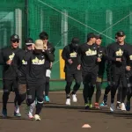 佐藤輝明、合同自主トレ不参加 12球団で唯一の契約未更改