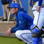 DeNA相川監督、先発ローテに「計算できるのは東ぐらい」　439イニングの“穴”埋められる候補は…