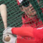 カープ育成ドラ1小林、柵越え25本を放つ!打撃型捕手として坂倉の後継者になれるか