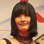 【朗報】橋本愛「どうして真っ当なことを言葉にするのに勇気が必要なんだろう」反戦に一石を投じる