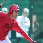 カープ育成ドラ1小林結太、初シート打撃で猛打賞！床田スズケン玉村から3打数3安打！！