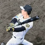 阪神ドラ１・立石　負傷後初屋外ティーで２３スイング　藤川監督「状況のチェックをお願い」和田ヘッドが視察