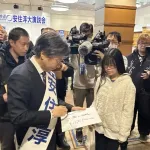 中道・安住氏「敗戦の原因は『足組んでクリームパン』などの動画拡散のせい」法的措置検討