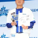 DeNAドラ5成瀬脩人、2軍から急きょスタメンの青白戦で好守連発!