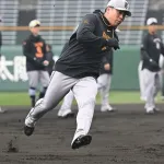 【巨人】浅野翔吾、リタイアで開幕「正直厳しい」　復活は早くて５月