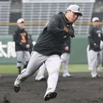 【悲報】巨人・浅野翔吾リタイアで開幕「正直厳しい」復活は早くて５月・・・・・・