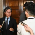 【朗報】中道改革連合、存続決定。辞任する野田代表と斉藤代表が「参院と地方議会も合流」と明言する