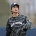 河内康介が練習離脱・・・守備練習中に右膝負傷