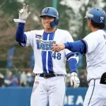 DeNA成瀬脩人、またもアピール　途中出場で2安打1打点「もう一回結果を残したいと臨んだ」