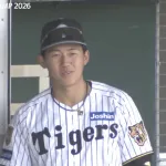佐藤輝明の打球を見た立石正広の表情wwwwwwwwwww