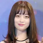 橋本環奈「週7で酒飲んでます。休肝日はビール2本。自宅にビールサーバー有ワイン20本常備」