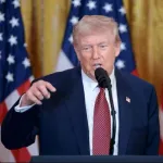 ドナルド・トランプ「帰化した人間の市民権も取り上げて不法移民として追い出すぞ」