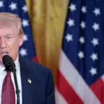 ドナルド・トランプ「帰化した人間の市民権も取り上げて不法移民として追い出すぞ」