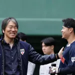 松井秀喜、佐藤輝明と森下翔太に熱心に教えてるわ　50本アベック不可避か