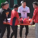 カープ久保修、頭部死球で病院へ。巨人石川は危険球退場。新井監督「報告待ち。会話はできる」