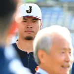 榊原を見つめる森下翔太の表情wwwwwwwwwww