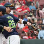 現地メディア「村上はメジャーで何本ホームランを打てる？」高津「55本」