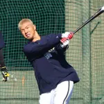 オリックスに痛いアクシデント　頓宮が右膝後十字靱帯損傷と診断　育成3年目の河内は右膝前十字靱帯断裂