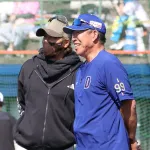 新庄監督が試合前に井上監督と意見交換「オレなら層を厚くするために土台作る」