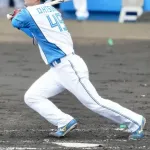 【日本ハム】ドラ3大塚瑠晏がプロ4打席目で〝初安打〟中日左腕の松葉から右前打