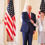 【悲報】高市早苗さん、アメリカに80兆円を投資すると署名してしまうｗｗｗｗｗｗｗｗｗ