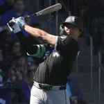【動画】村上宗隆、ホームラン級の打球で2打点