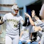 【阪神】オープン戦チーム初本塁打は前川右京！　右翼スタンドへ先制ソロ叩き込む