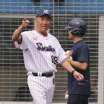 ヤクルト池山監督、オープン戦2試合目にして「私の責任」