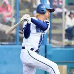 DeNA三森、センターでレギュラー争いか！？