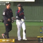 ”サポート侍”巨人・湯浅、ピッチクロック違反＆自打球で悶絶
