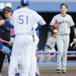 ロッテ先発・石川柊太、初球で危険球退場