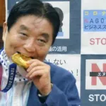 【悲報】河村たかし、金メダル噛んだあと叩かれてそれなりに傷ついていた模様・・・・・・・・・